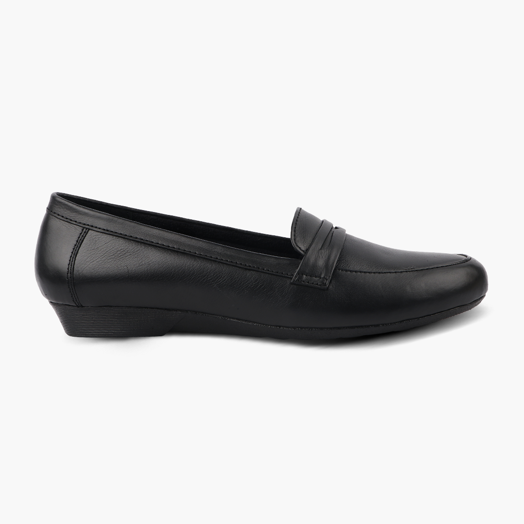 Extra Cushioned Pointed-Toe Belly Loafers for Women