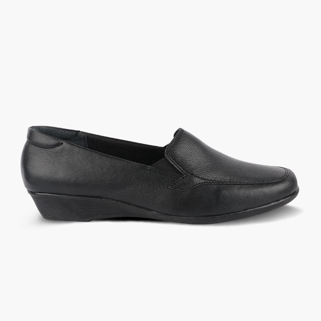 Medifeet Subtle Heel Leather Loafers for Women (Cushioned Footbed with Arch Support)