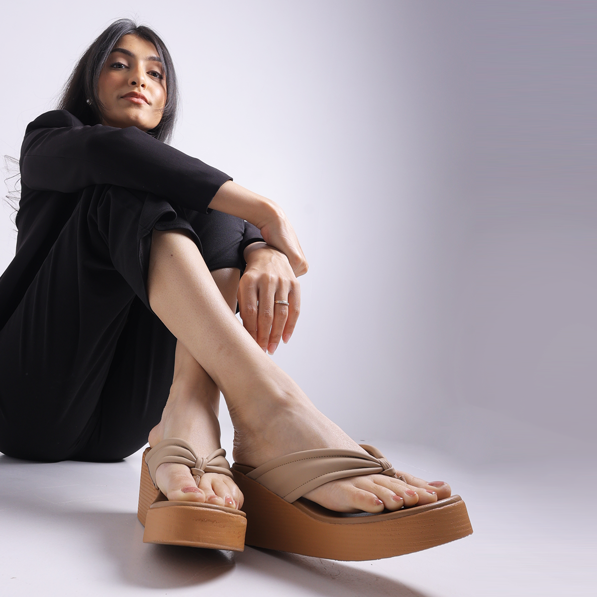 Medifeet V-Strap Wedge Heels Sandal for Women
(Broad Strap for Extra Comfort)