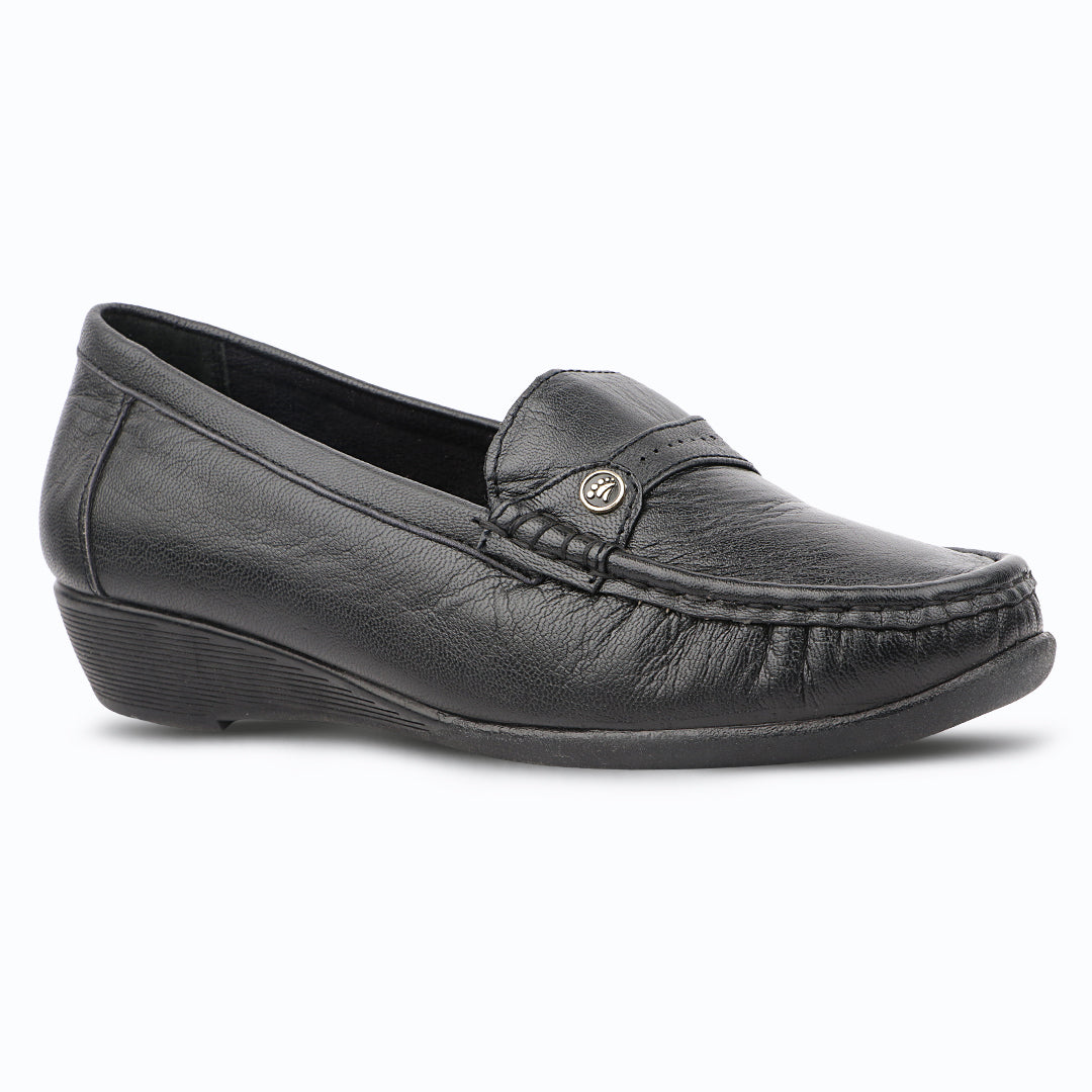 Medifeet Premium Leather Moccasin Loafers for Women | Plush Padded Footbed, Anatomical Arch Support, Breathable Inner Lining Loafers