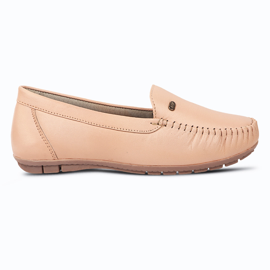 Pointed-Toe Leather Loafers for Women with Extra Cushion