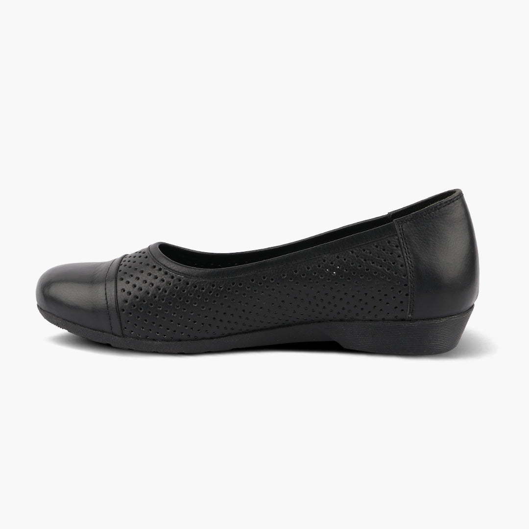 Medifeet Breathable Women Black Ballerina  (Premium Leather | Cushioned Footbed)