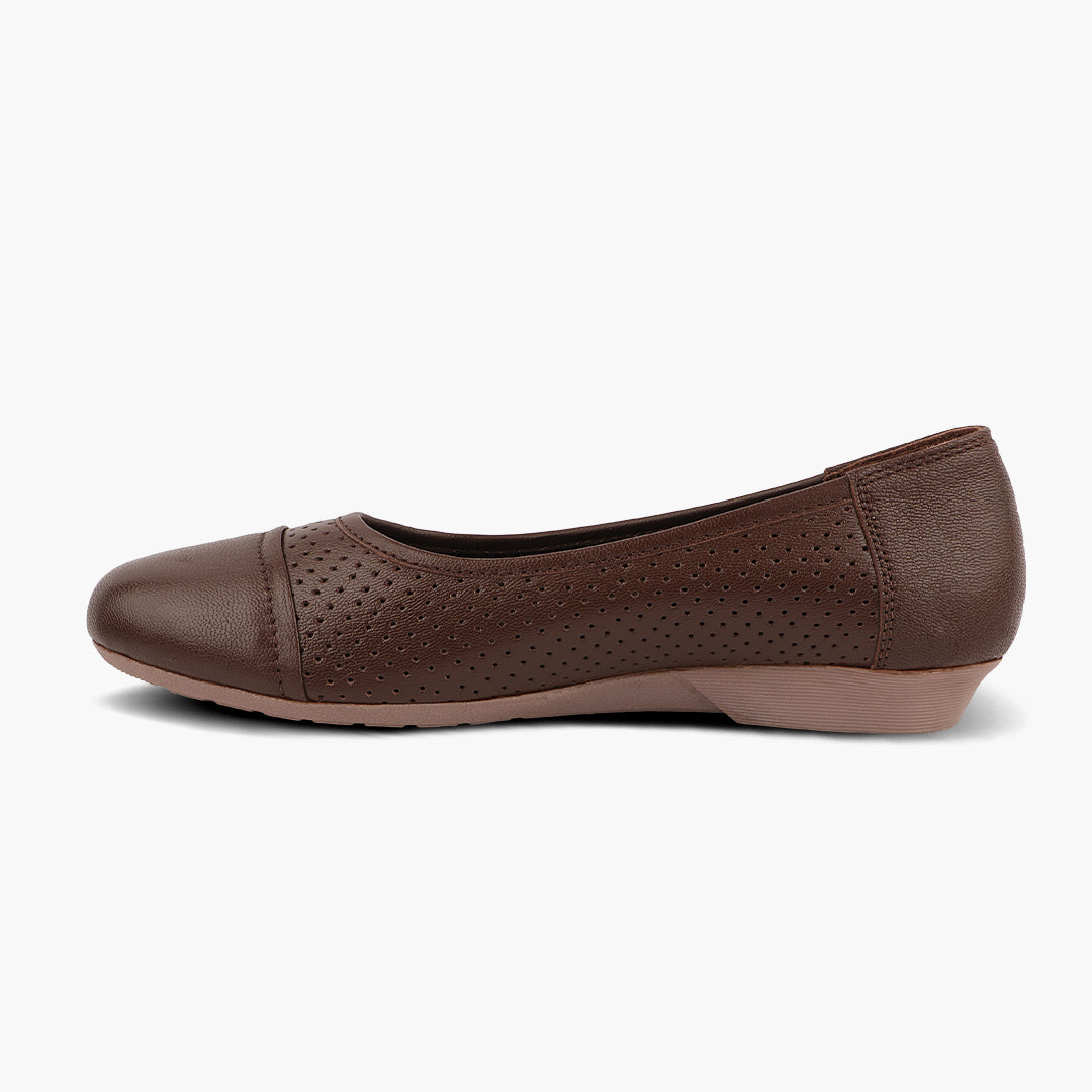 Medifeet Breathable Women Black Ballerina  (Premium Leather | Cushioned Footbed)