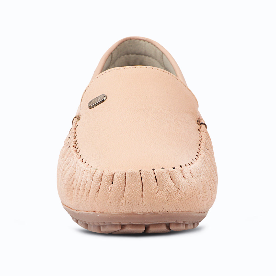 Pointed-Toe Leather Loafers for Women with Extra Cushion