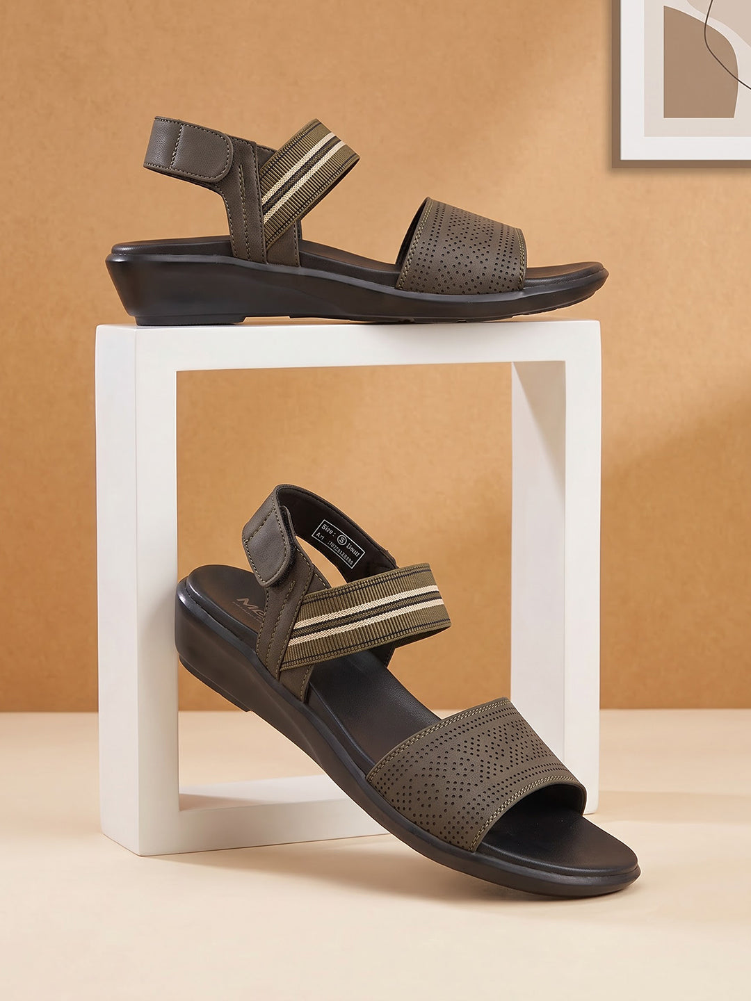 Medifeet Women’s Orthopedic Comfort Sandals - German-Based Bounce Back Cushion Technology with BASF | Arch Support | Cushioned Midsole | Adjustable Velcro Closure