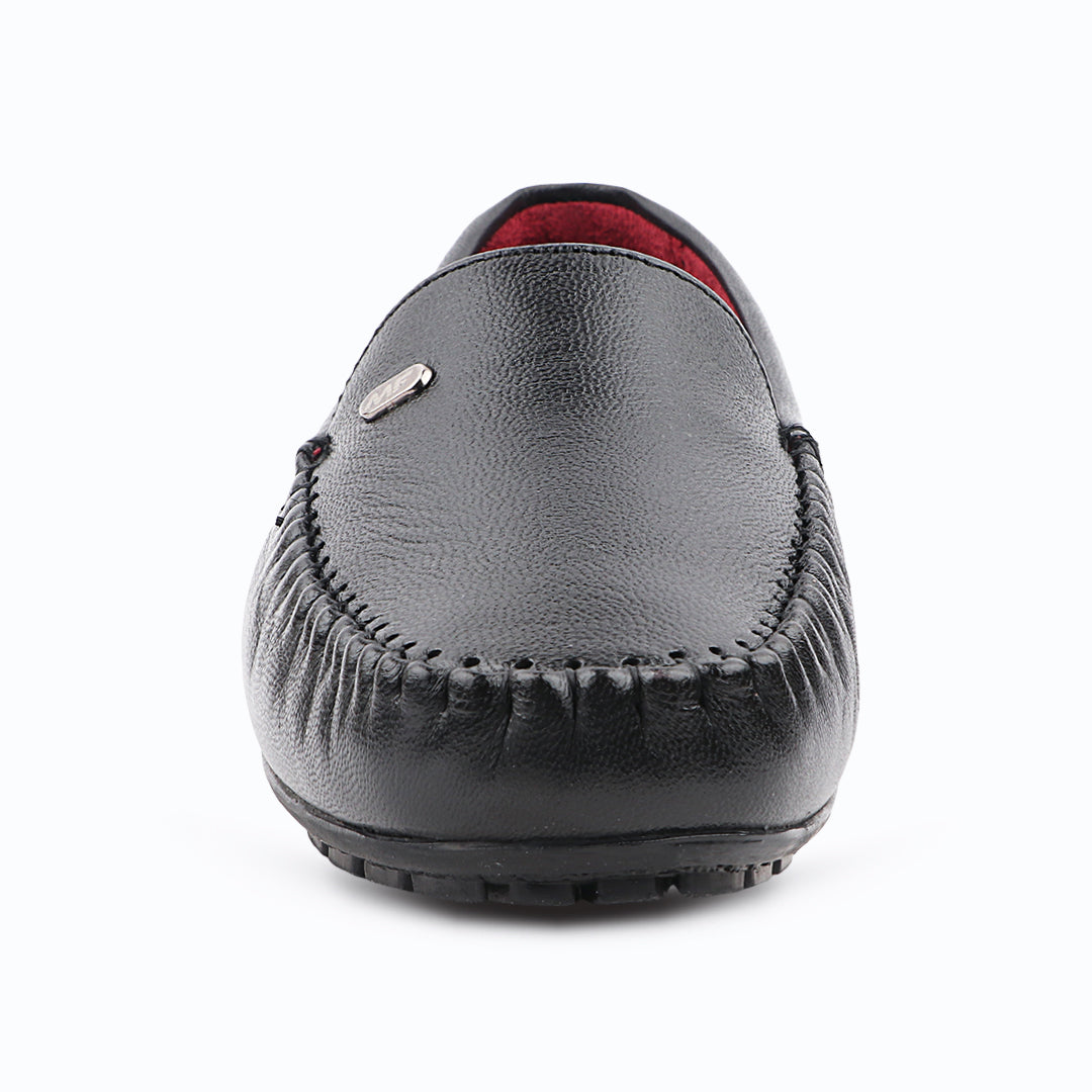 Pointed-Toe Leather Loafers for Women with Extra Cushion
