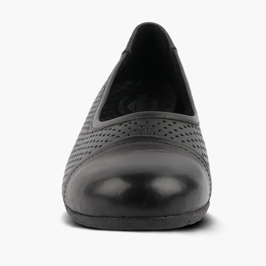 Medifeet Breathable Women Black Ballerina  (Premium Leather | Cushioned Footbed)