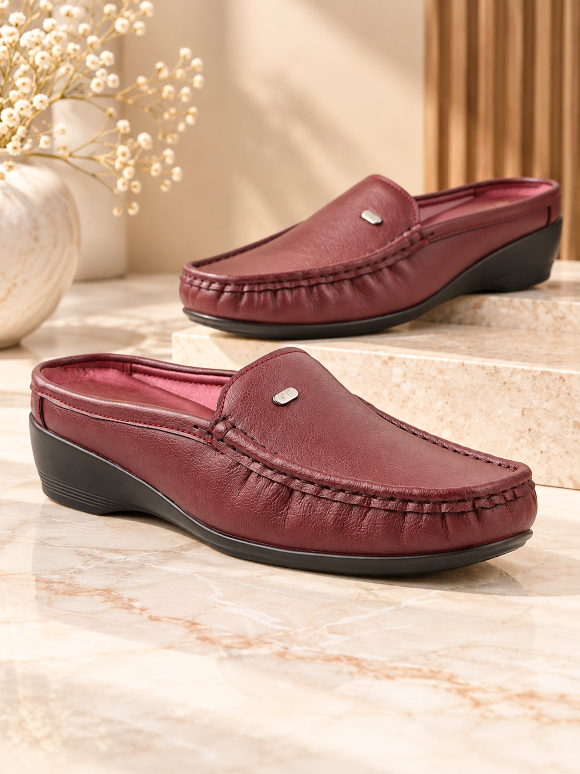 Medifeet Women’s Orthopedic Comfort Loafers – Black Slip-On Shoes with Arch Support & Cushioned Footbed