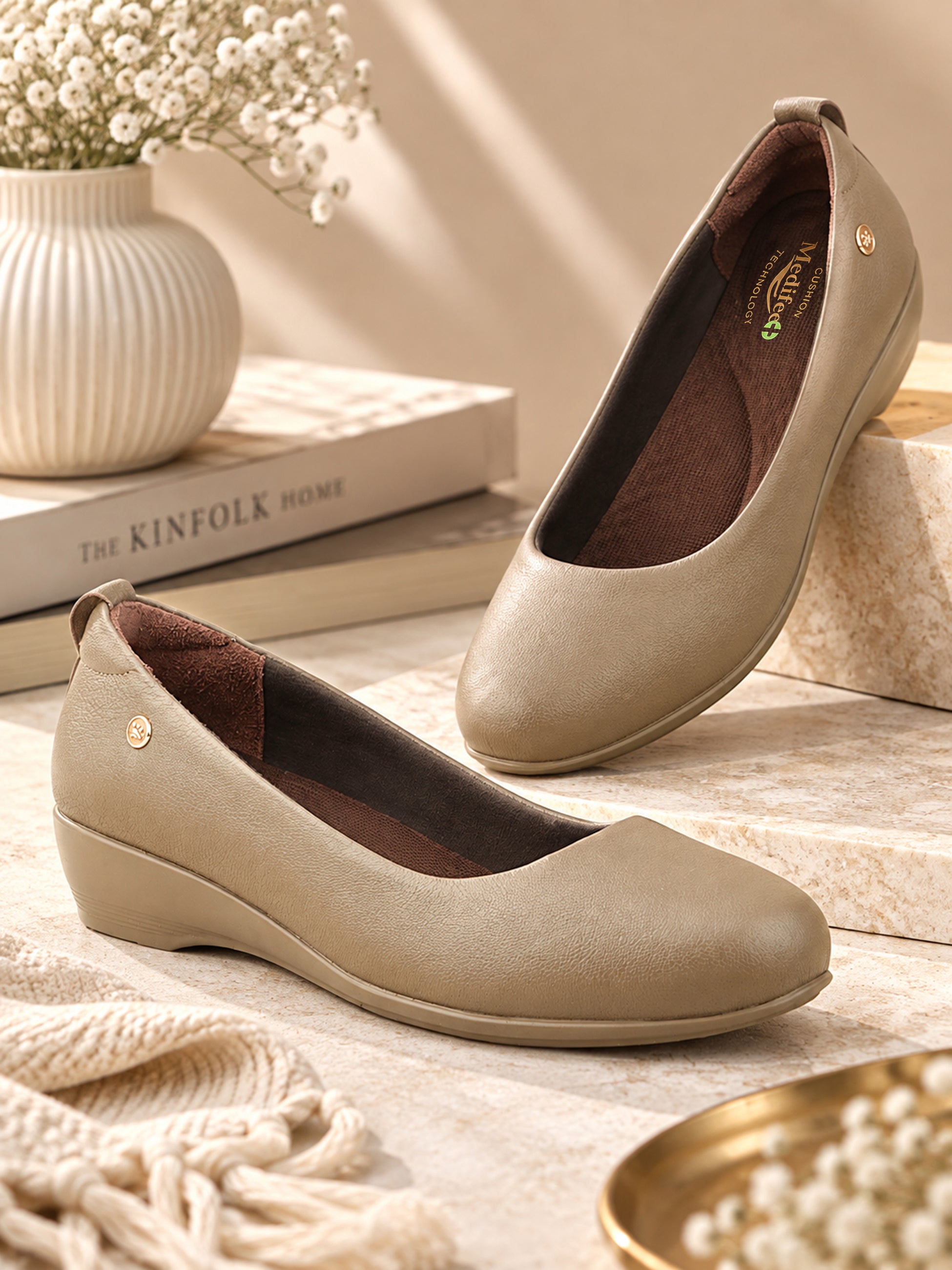 Medifeet Women's Heel Ballerina Slip-On Pump with Arch Support | Orthopedic Comfort | German Cushion Technology Footbed